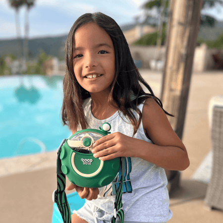 Astronaut Straw Round Bottle.