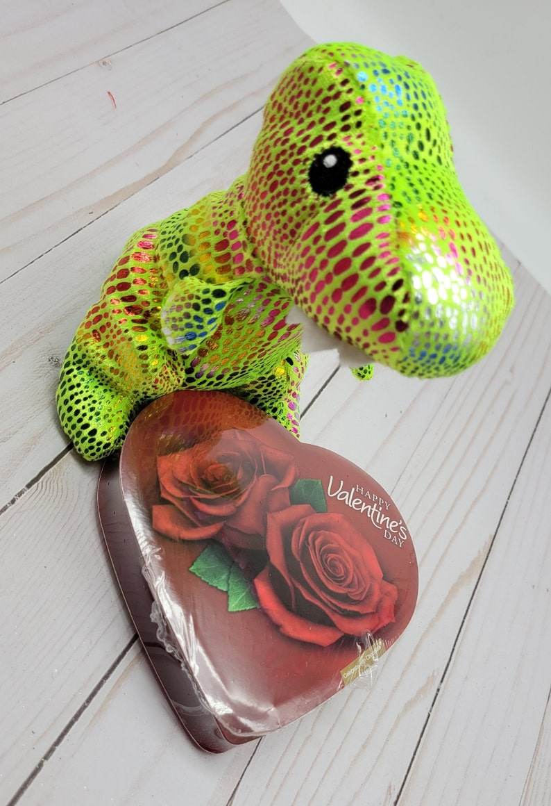 Personalized gift for Valentines, bulk, gnomes, chocolate heart, gifts under 10, gifts for him, her, teachers, coworkers, boss, classroom - Infinity Beyond Crafts