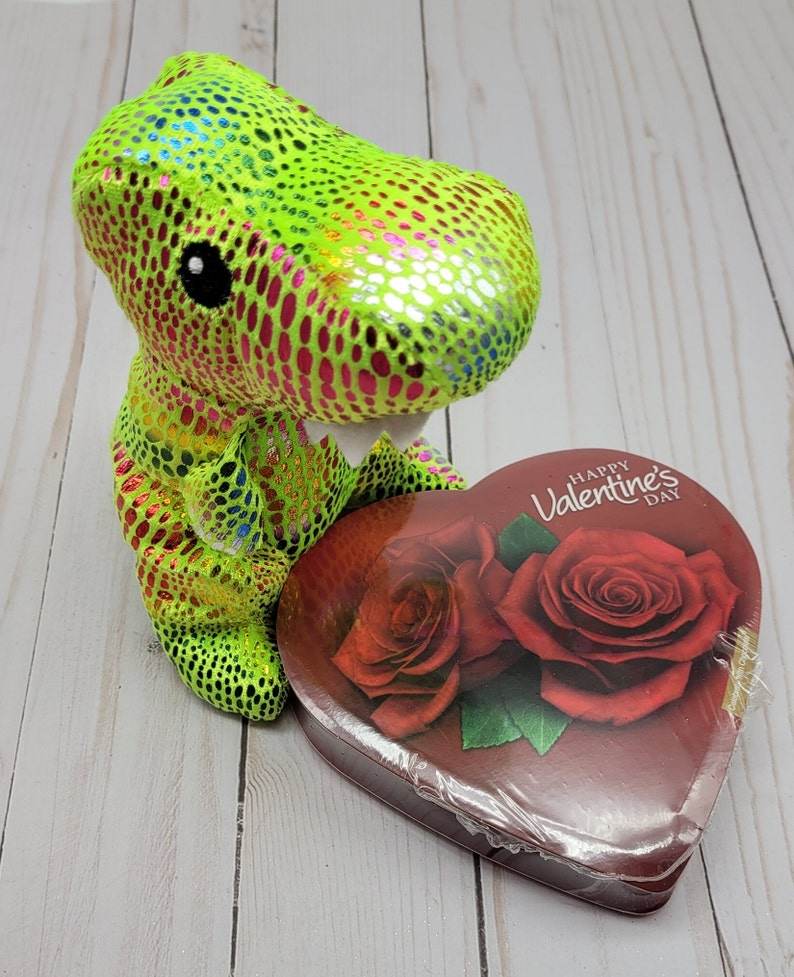 Personalized gift for Valentines, bulk, gnomes, chocolate heart, gifts under 10, gifts for him, her, teachers, coworkers, boss, classroom - Infinity Beyond Crafts