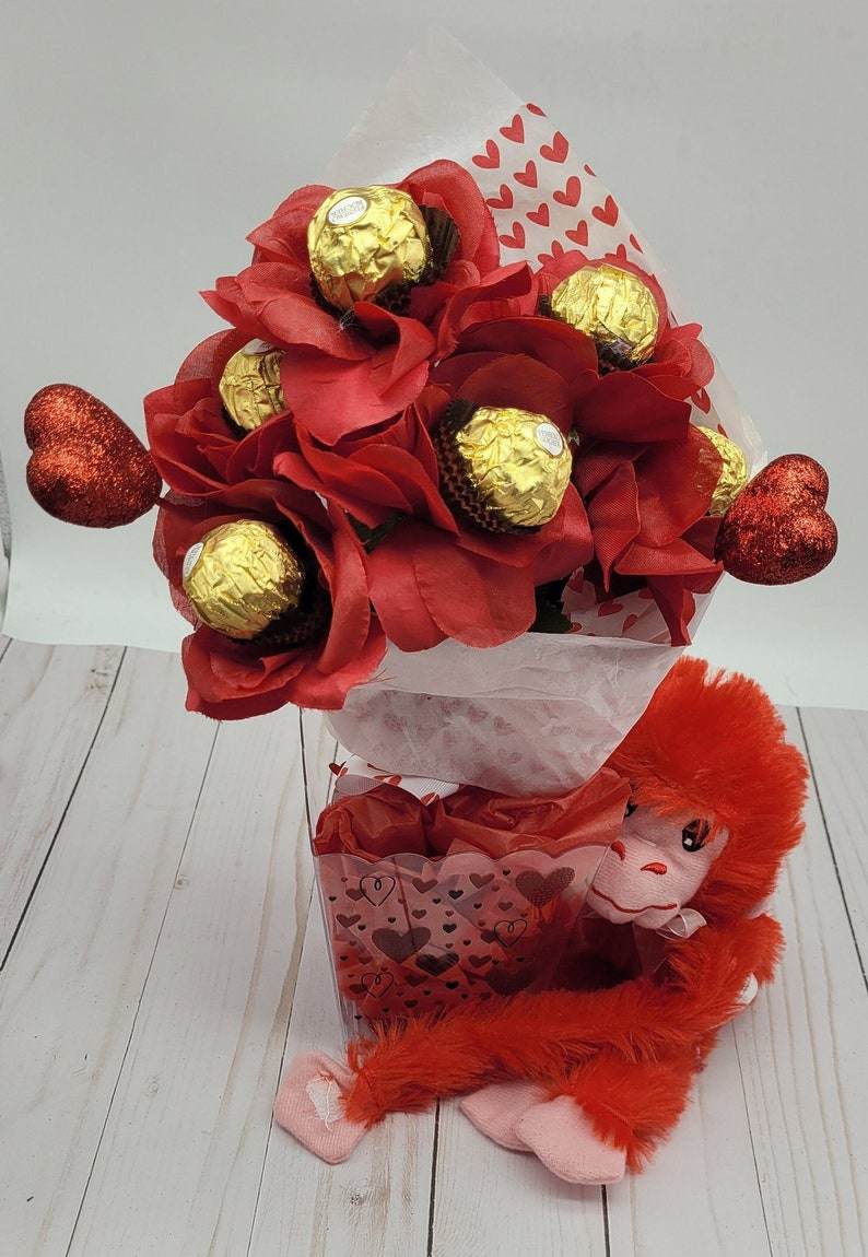 Gifts for any occasion, Ferrero Rocher chocolate rose bouquet, gifts for mom, dad, teachers, couples, boss, classroom, friends - Infinity Beyond Crafts